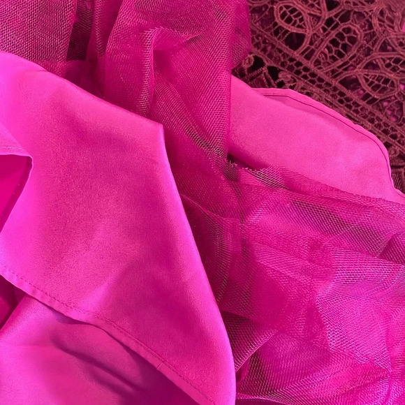 ASOS size 8 lined crochet lace midi fit and flare dress - Picture 7 of 10